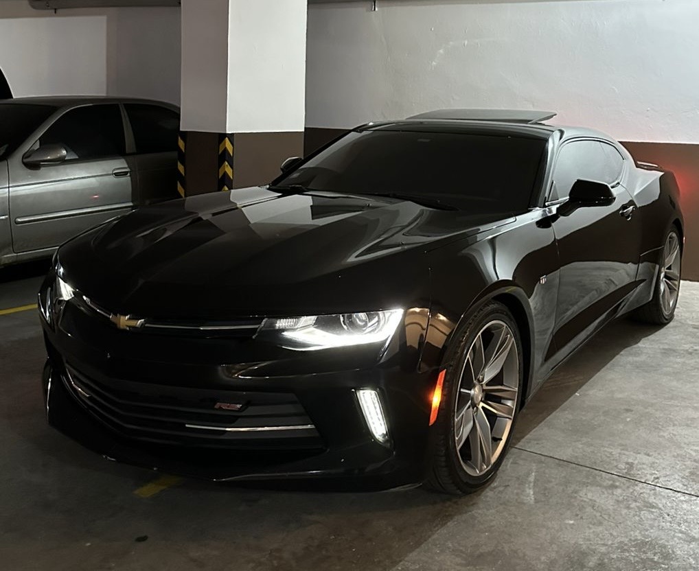 Chevrolet con llantas premium instaladas